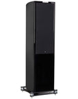 F702