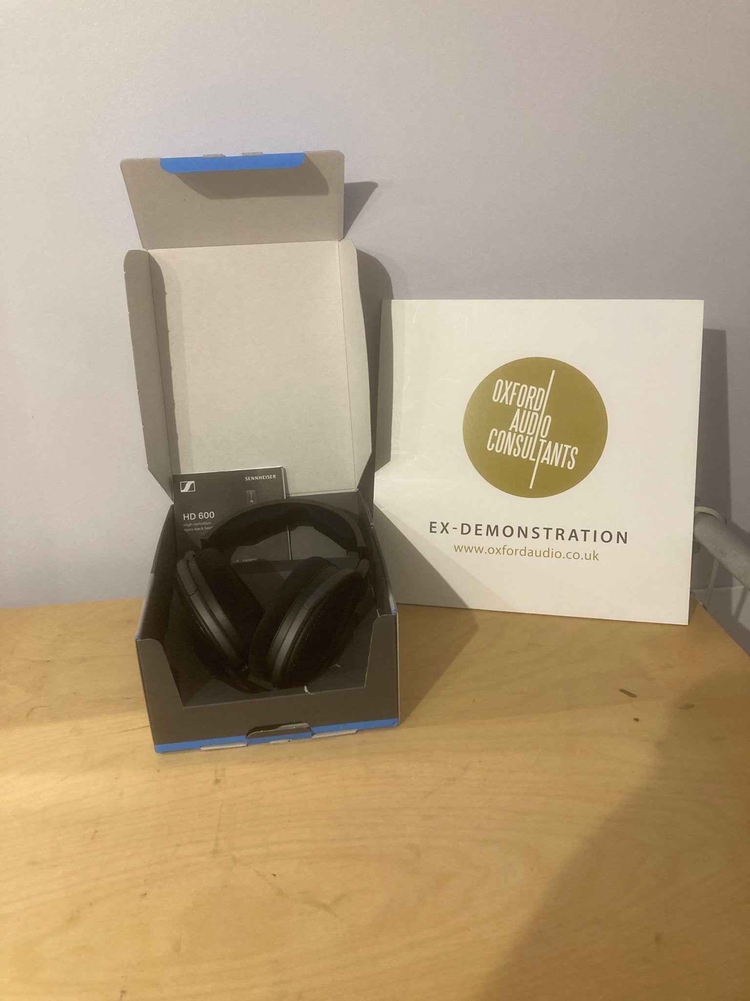 Sennheiser HD600 - OPEN BOX - Oxford Audio Consultants
