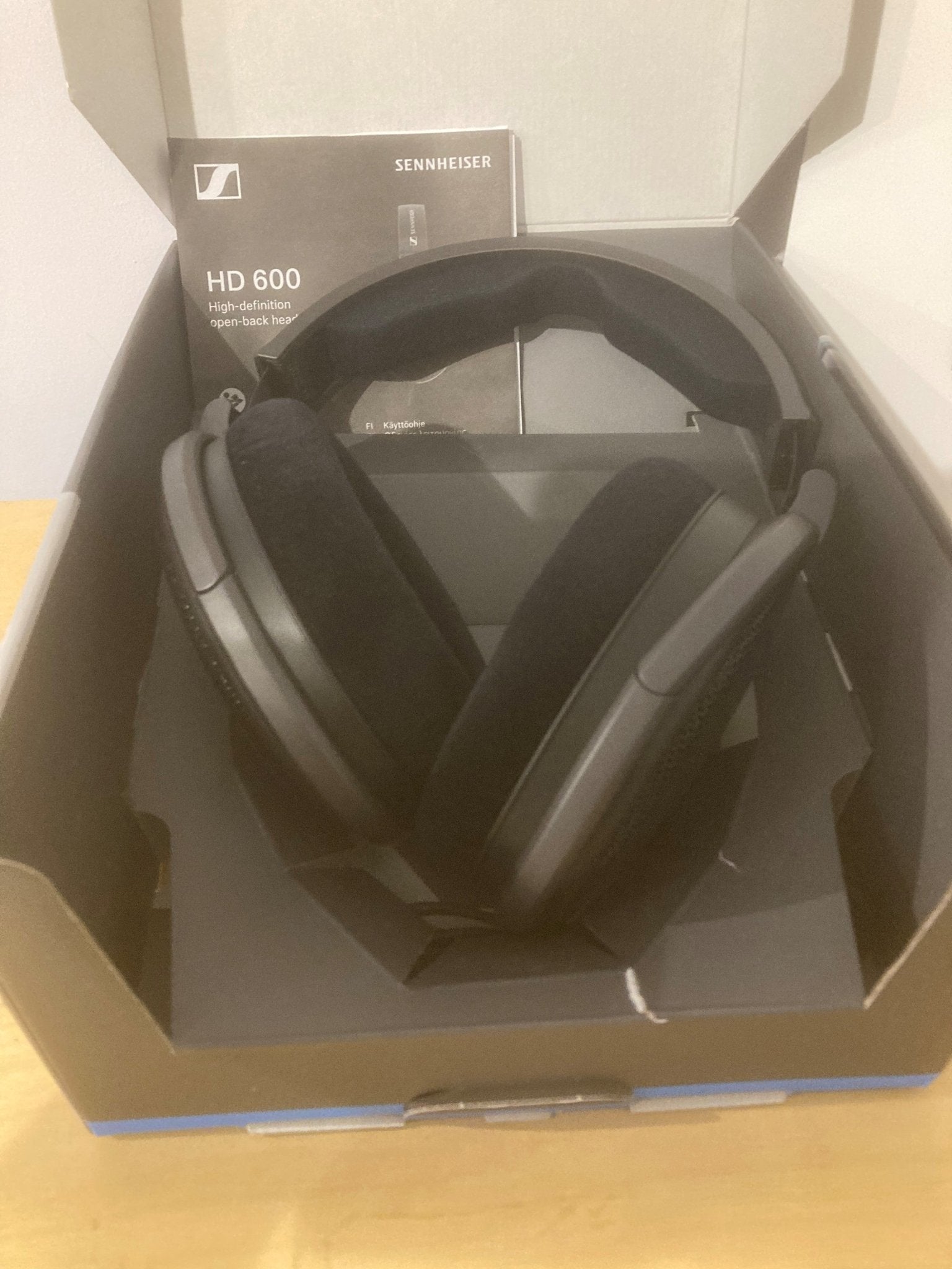 Sennheiser HD600 - OPEN BOX - Oxford Audio Consultants