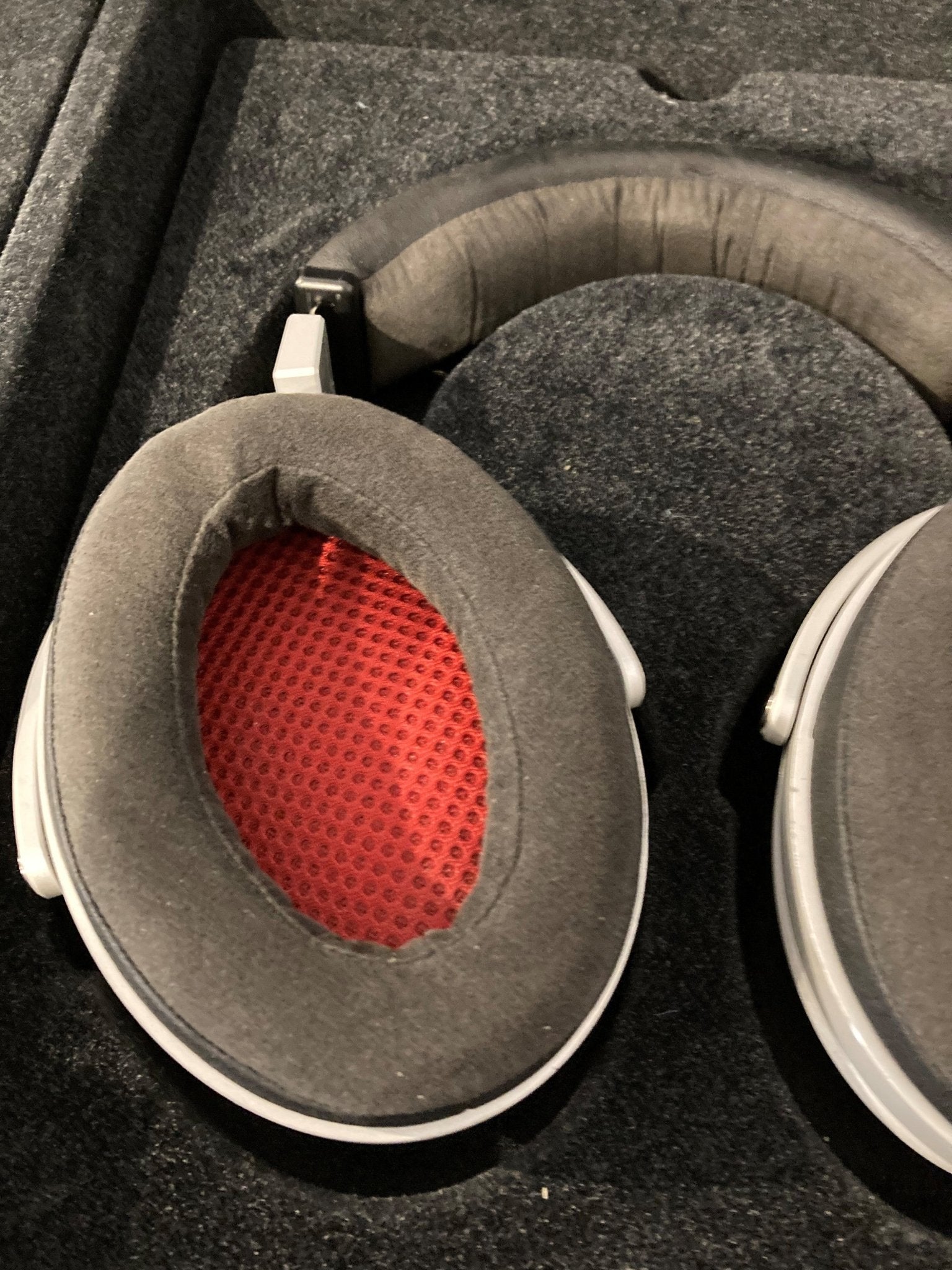T+A Solitaire P headphones - ex demo - Oxford Audio Consultants