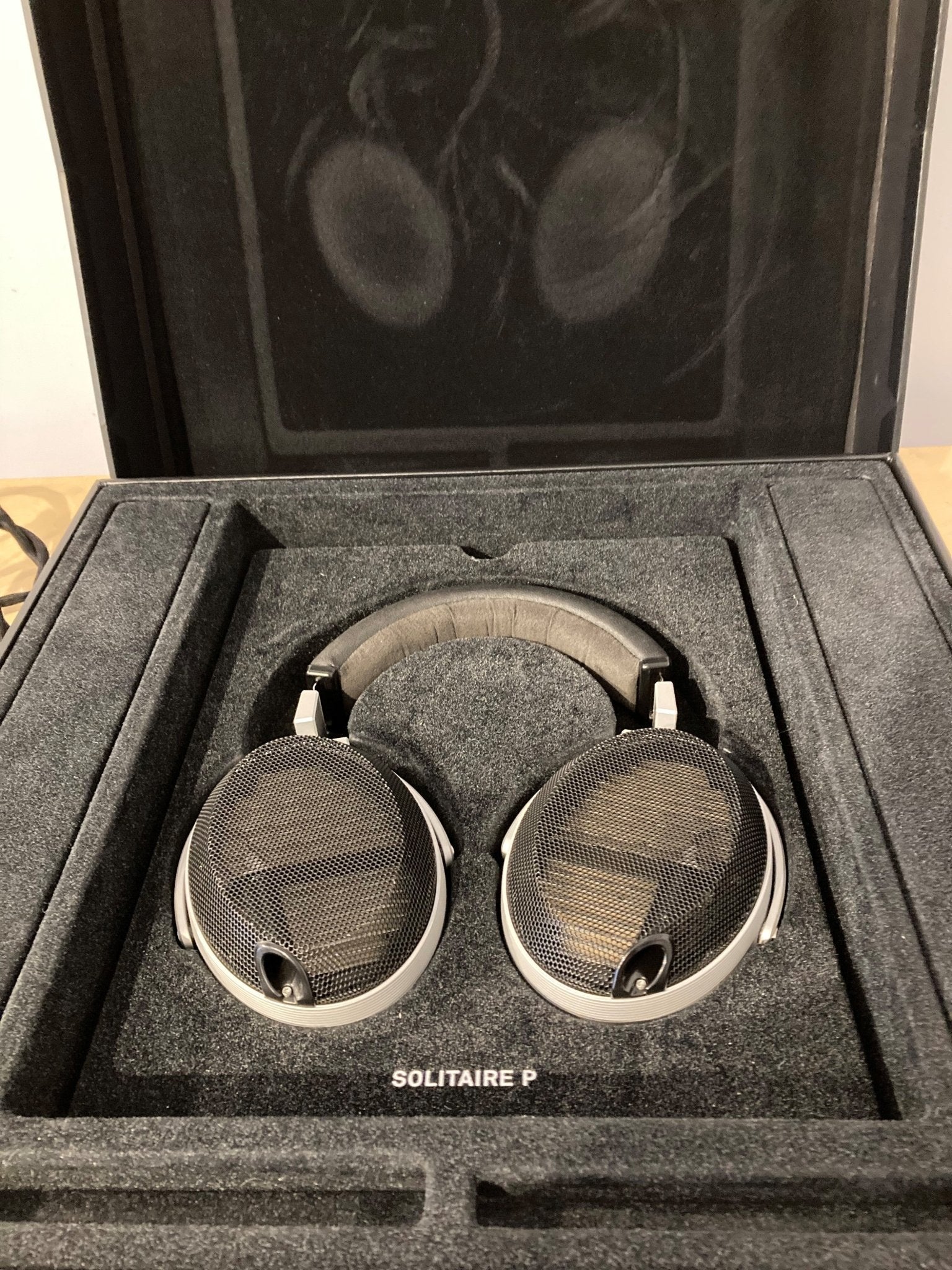 T+A Solitaire P headphones - ex demo - Oxford Audio Consultants