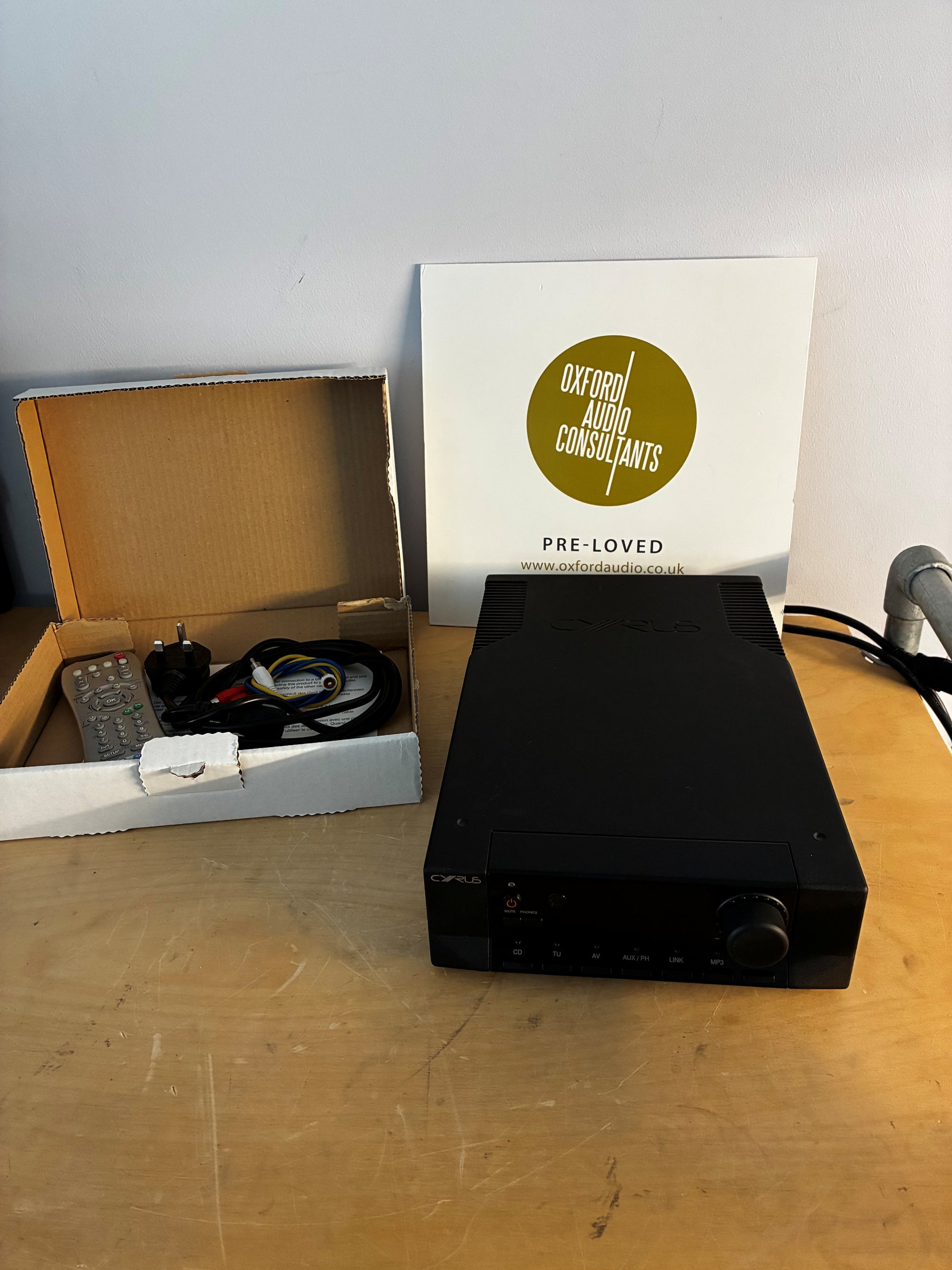 Cyrus VS2 Pre-Amplifier