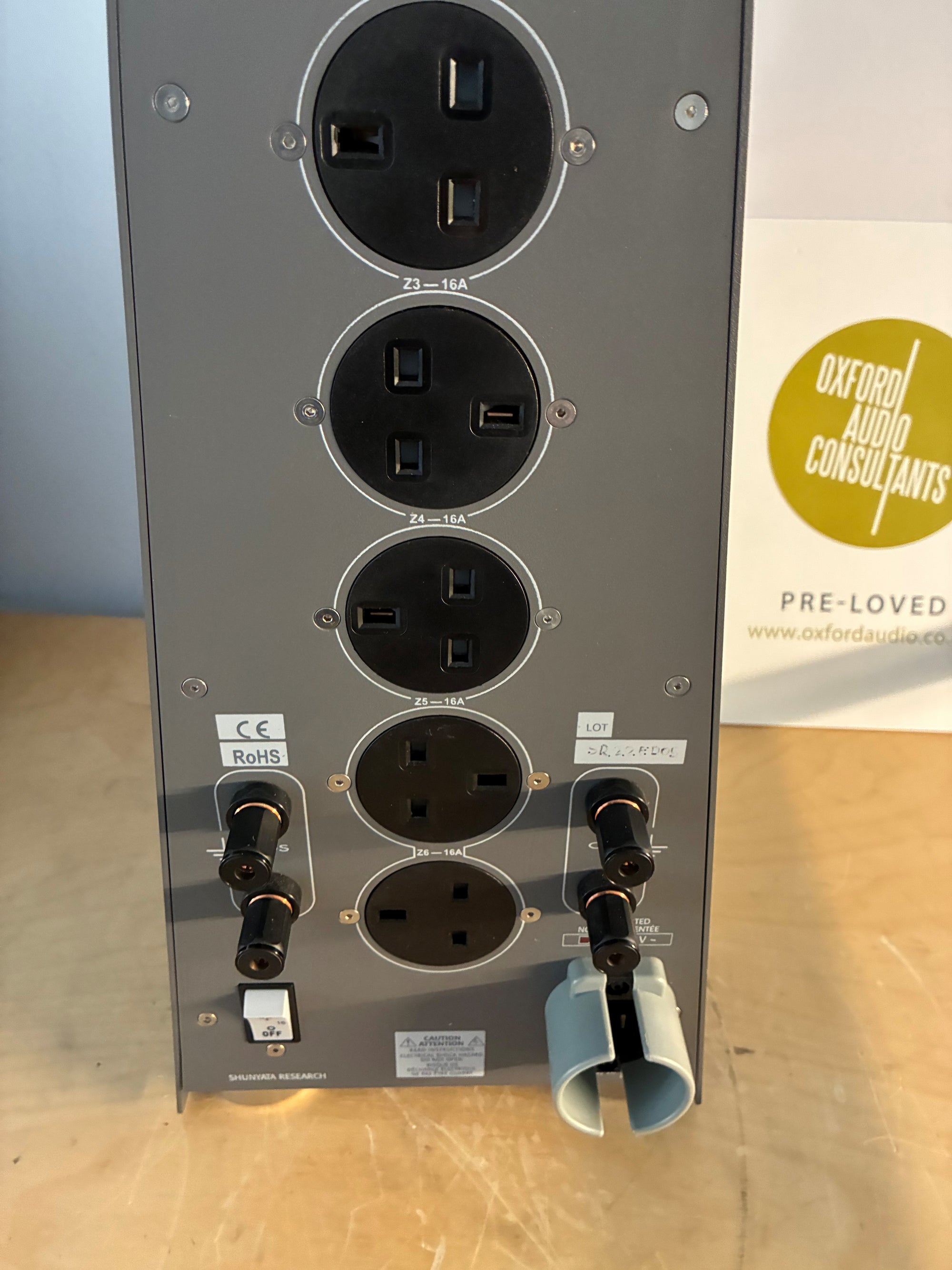 Everest 8000 Power Conditioner - pre-owned