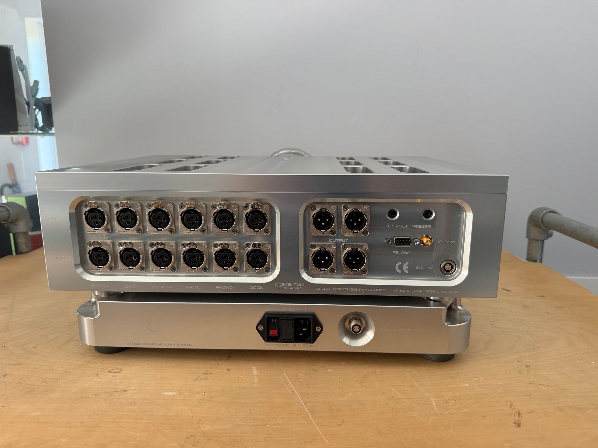 Dan D'Agostino Momentum HD preamp in silver - Oxford Audio Consultants