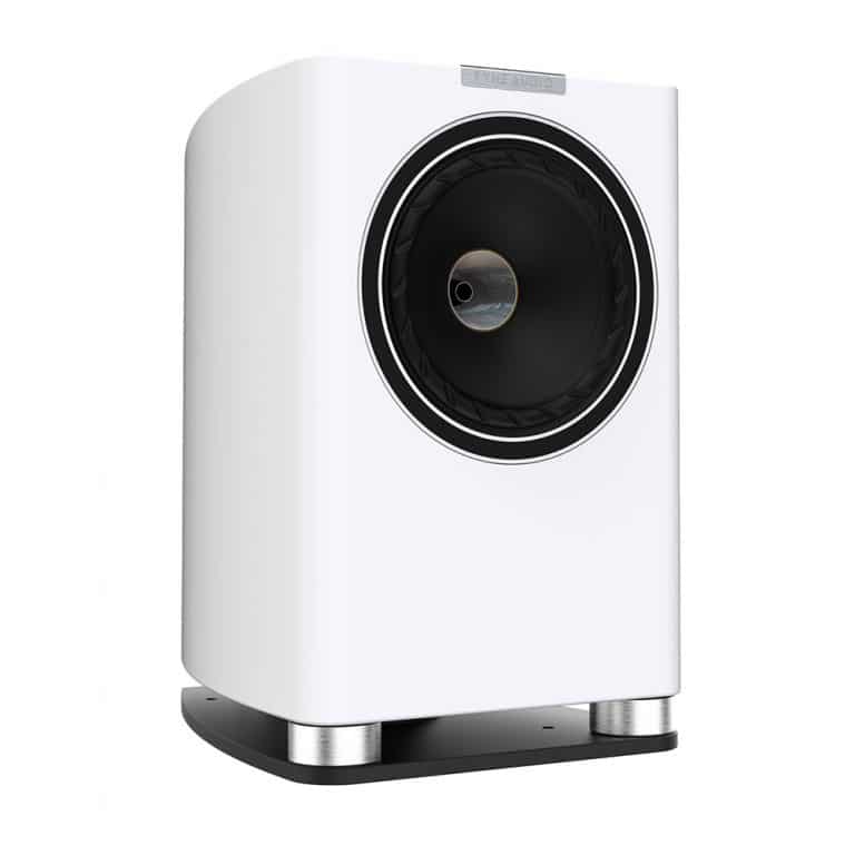 F700 Bookshelf Speakers