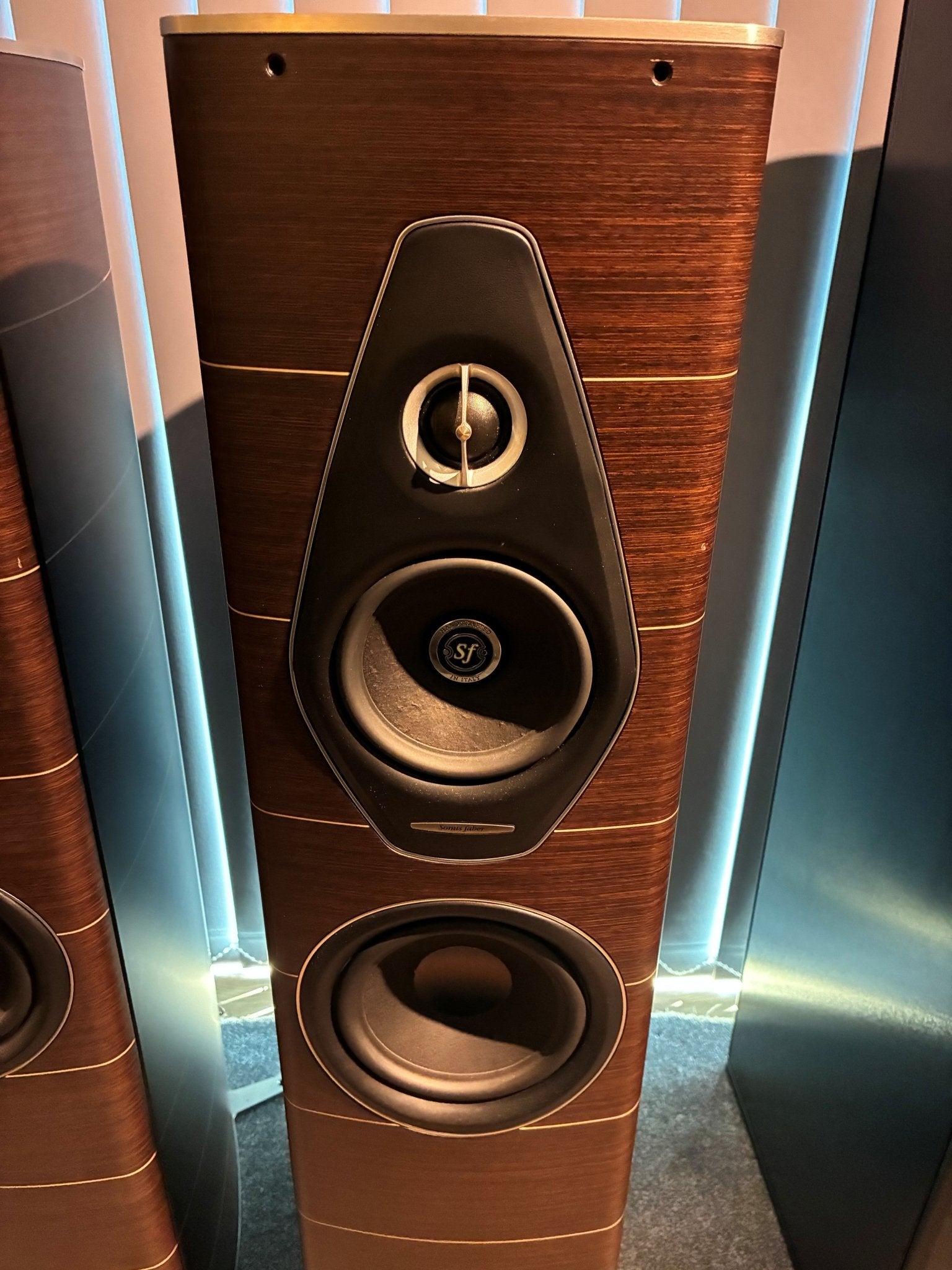 Sonus Faber Olympica Nova 2 - ex demo ( wenge ) - Oxford Audio Consultants