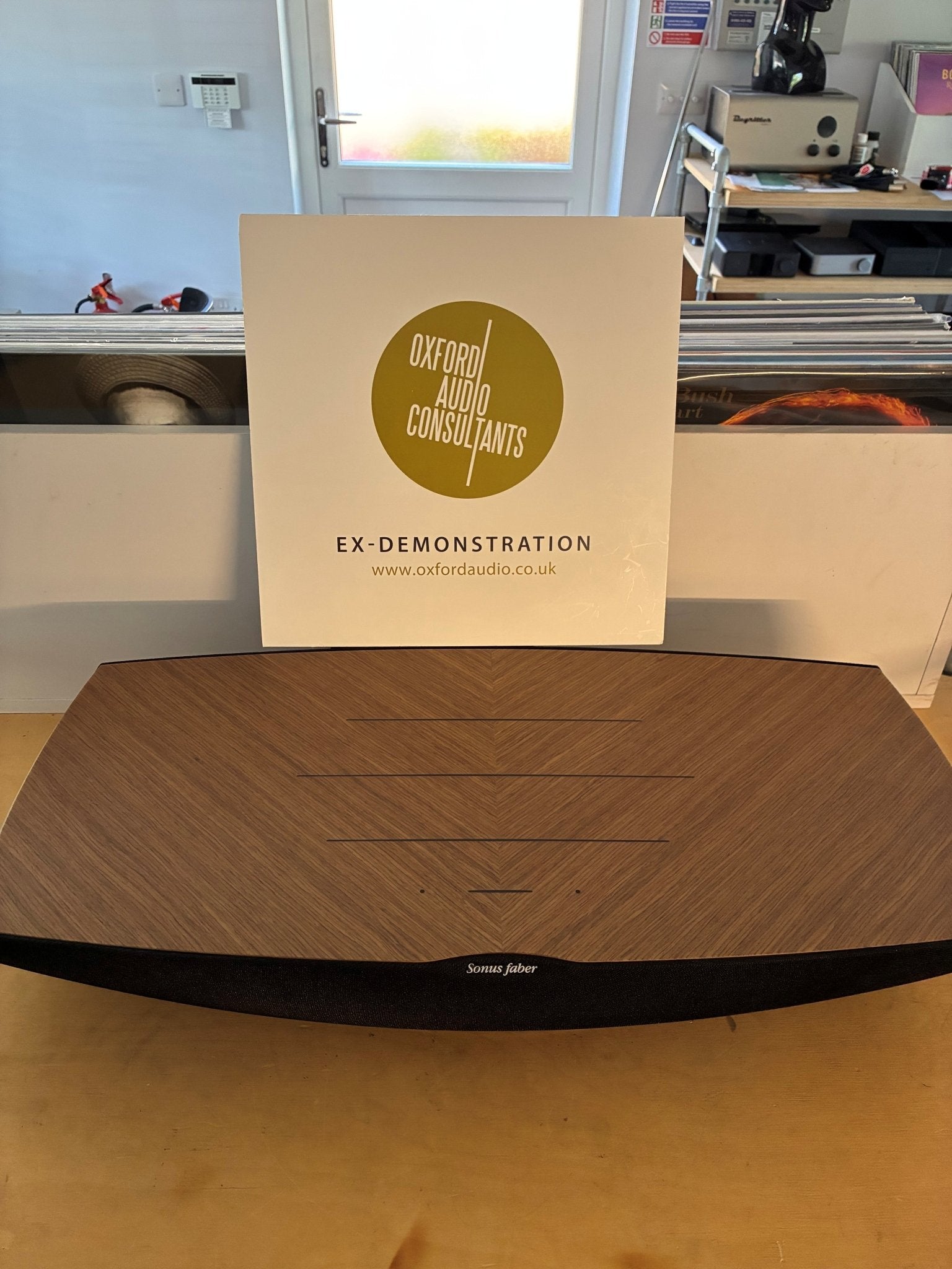 Sonus Faber Omnia - ex Demo wireless speaker - Oxford Audio Consultants