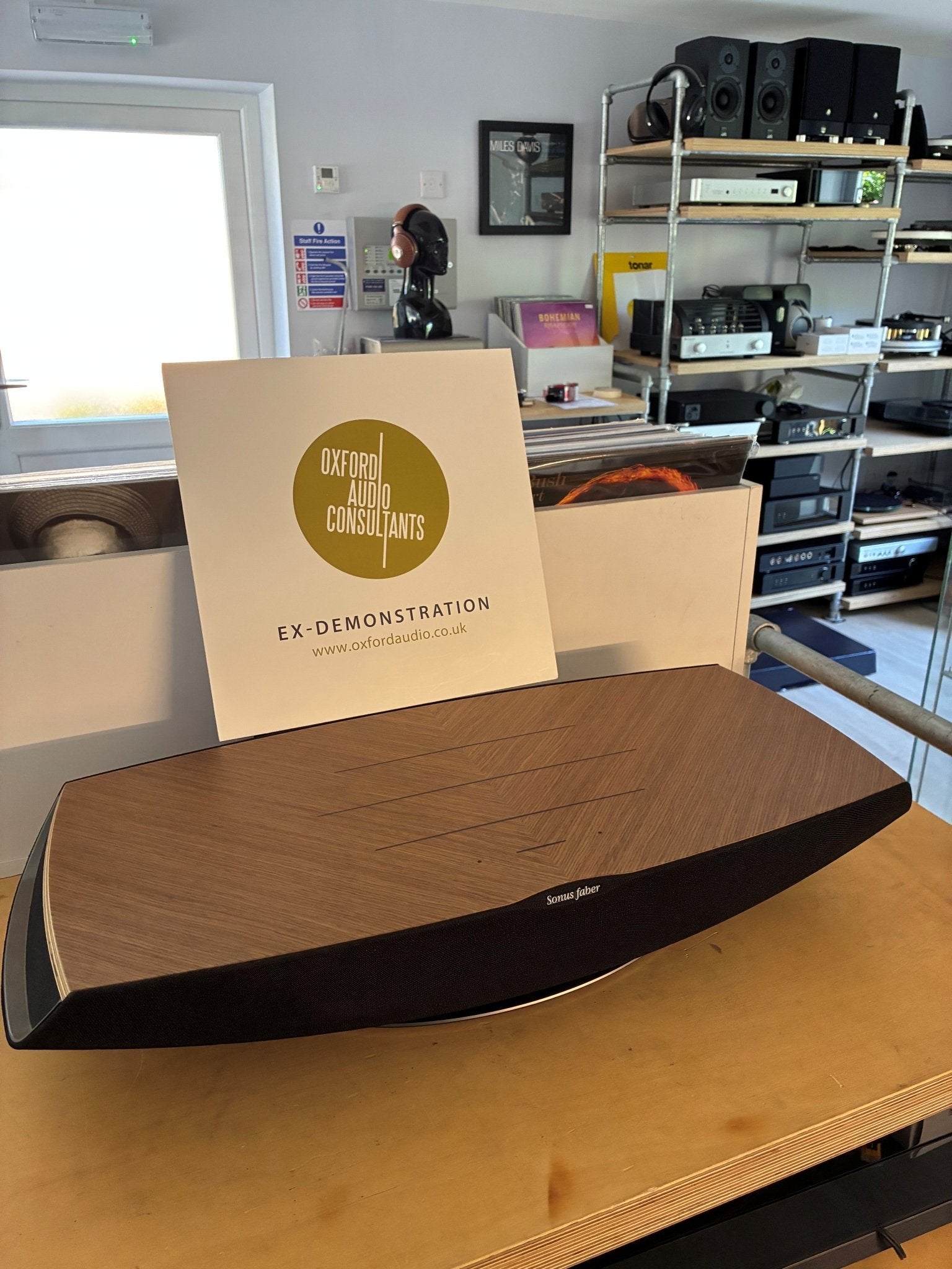Sonus Faber Omnia - ex Demo wireless speaker - Oxford Audio Consultants
