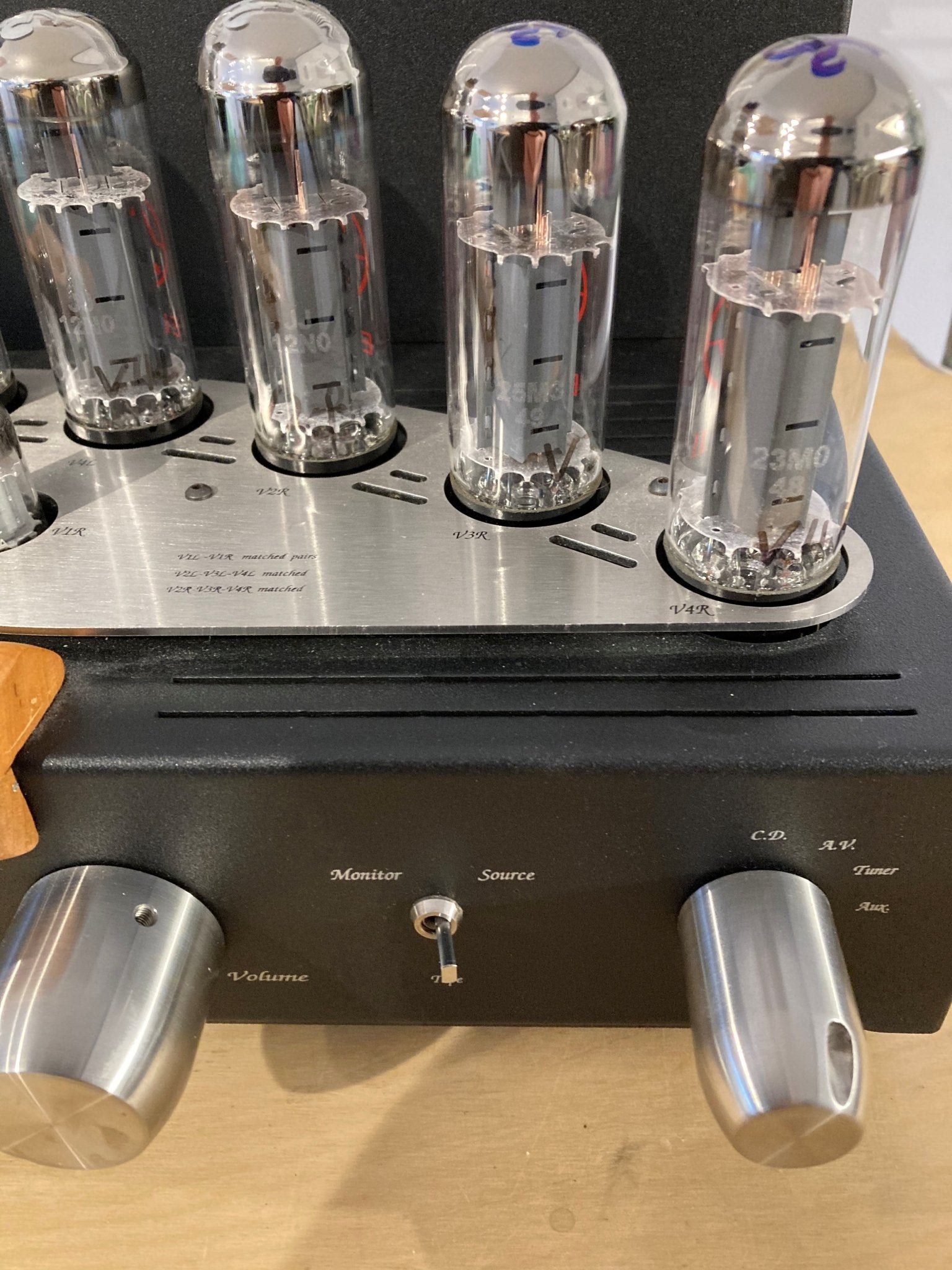 Unison Research S6 Mk1 - Integrated amplifier - Oxford Audio Consultants
